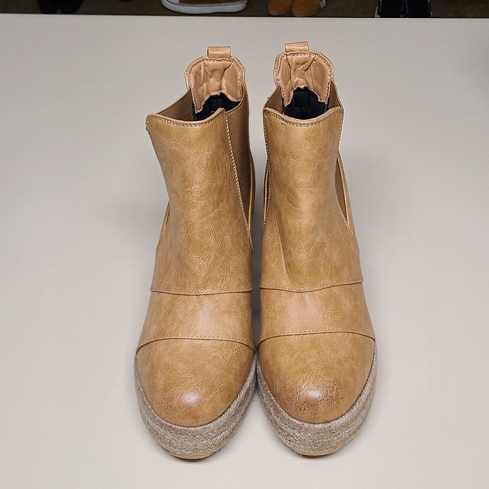 Bohemian Vegan Chelsea cap toe platform espadrille wedge ankle boots size 9 - Picture 4 of 14